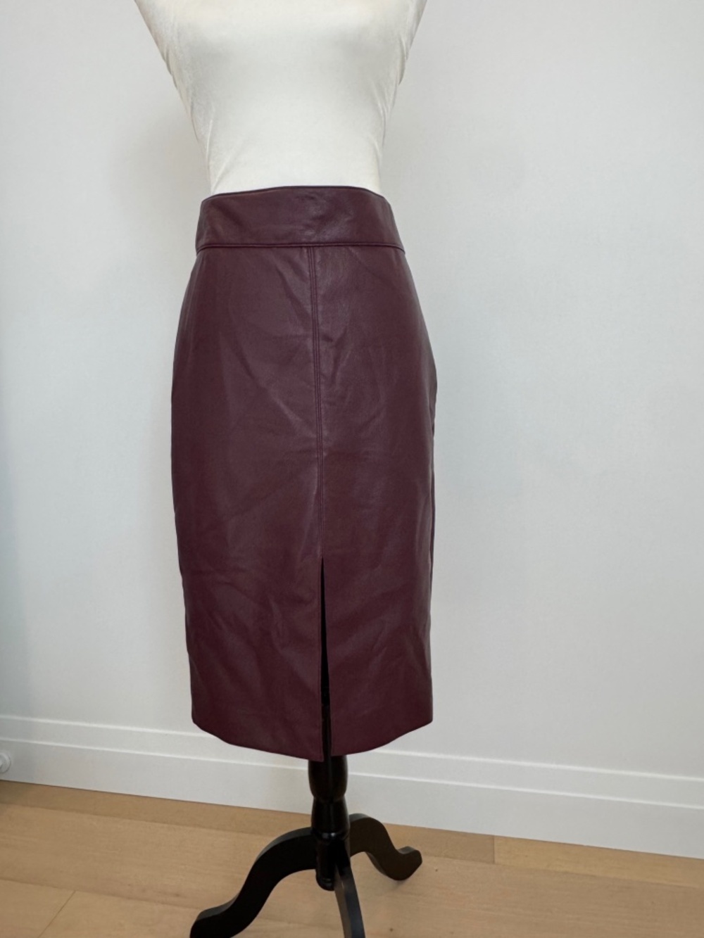 Aritzia Aperture Skirt - Maroon Vegan Leather